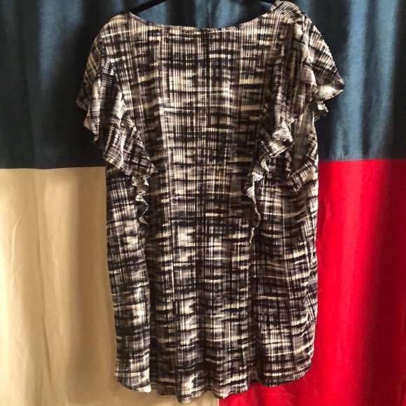 Unique blouse - Picture 5 of 8